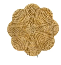 Rattan Scalloped Round Placemat in Honey - 1 Placemat